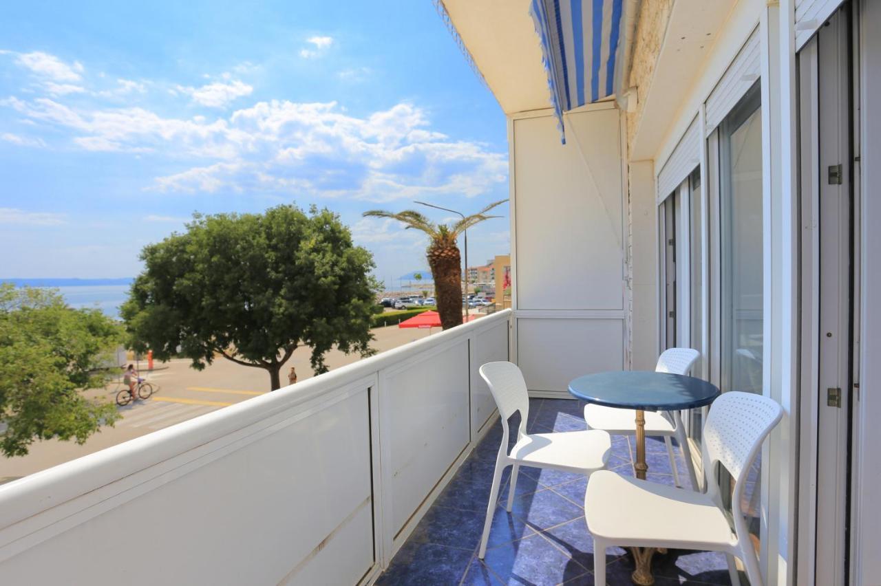 Apartments By The Sea Podgora, Makarska - 18918 ภายนอก รูปภาพ
